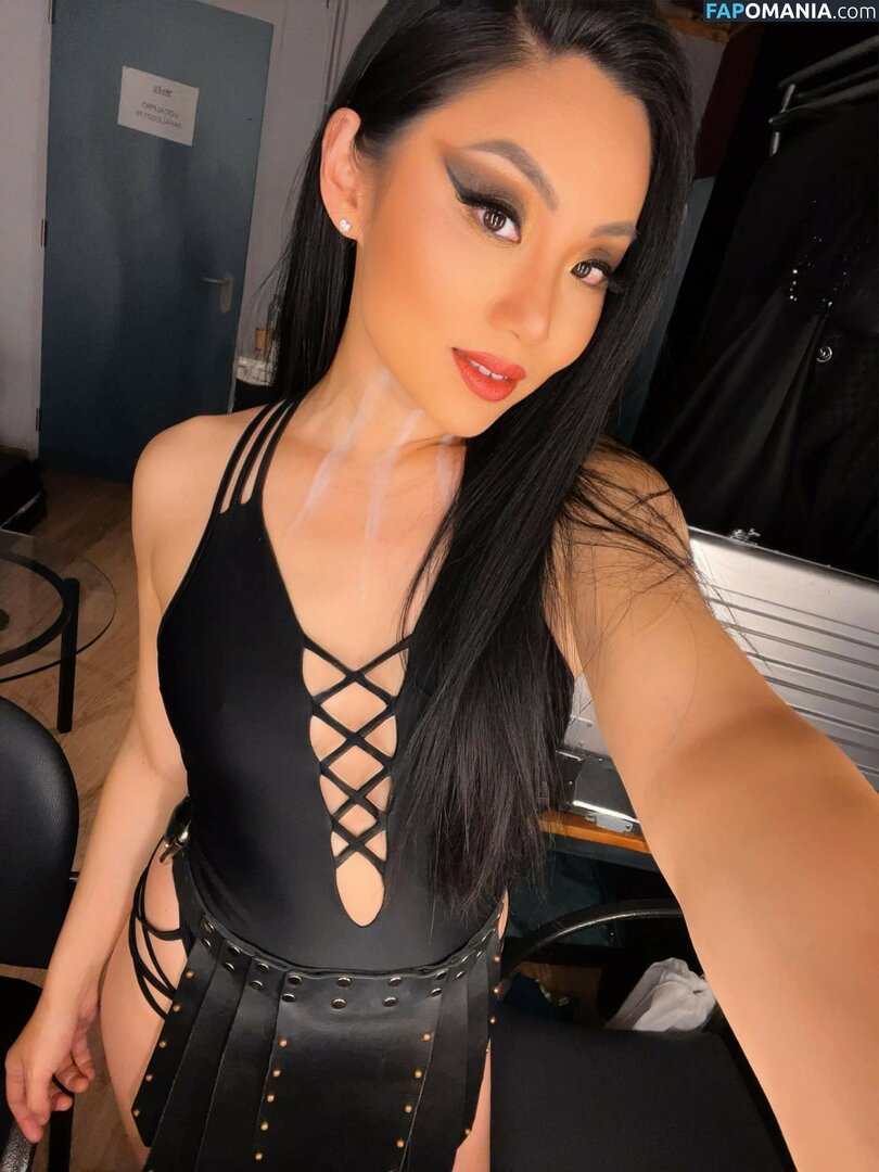 Tina Guo Nude OnlyFans  Leaked Photo #47