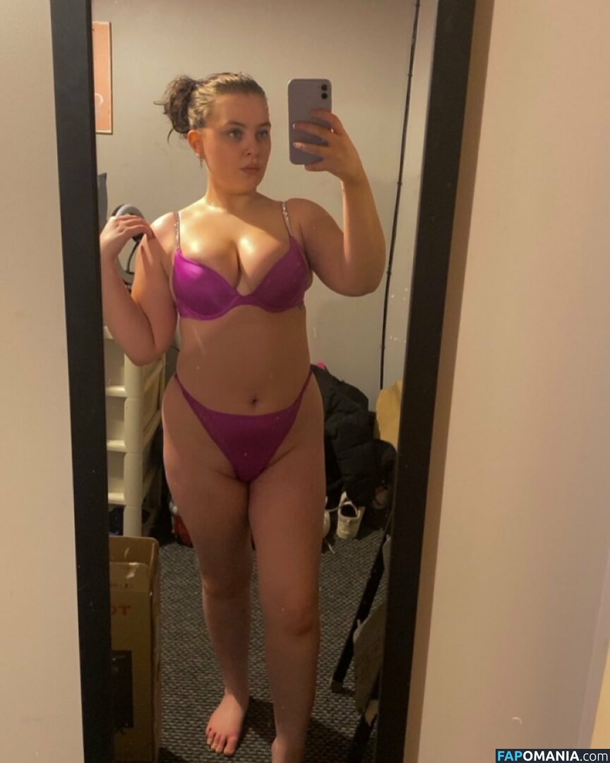 tina_mcbriarty122 / tinamcbr03 Nude OnlyFans  Leaked Photo #2