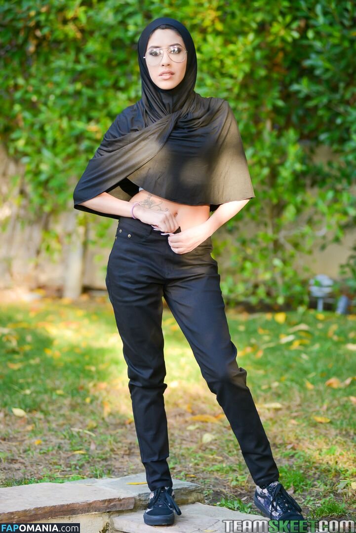 Tiny Muslim Nude OnlyFans  Leaked Photo #3