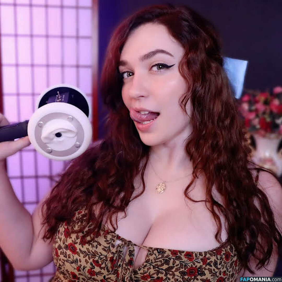 onlyfans.com / tinysadrose Nude OnlyFans  Leaked Photo #9