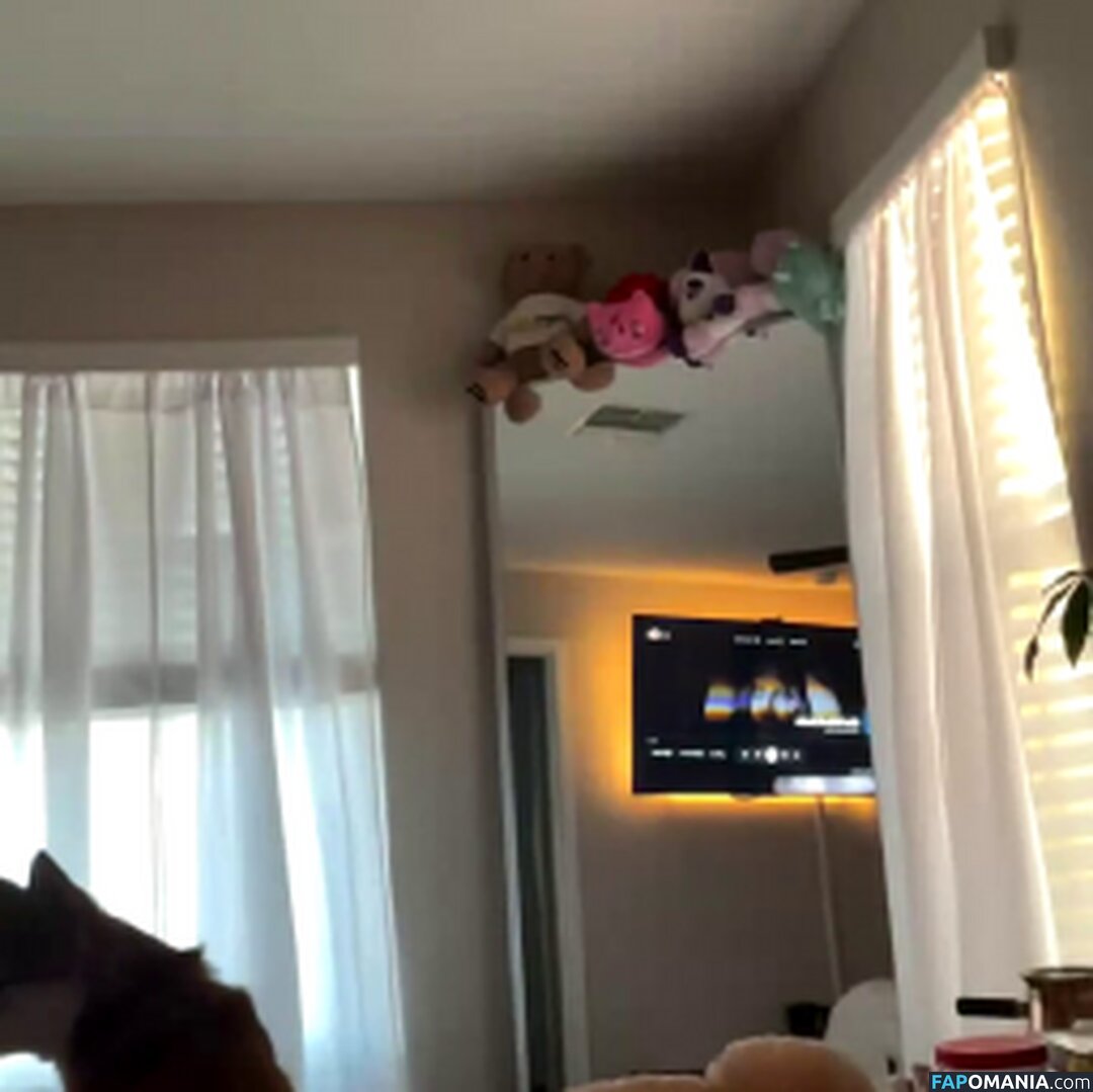 kayla.tran / kaylakipp / peachlingg / tinyyyk Nude OnlyFans  Leaked Photo #24