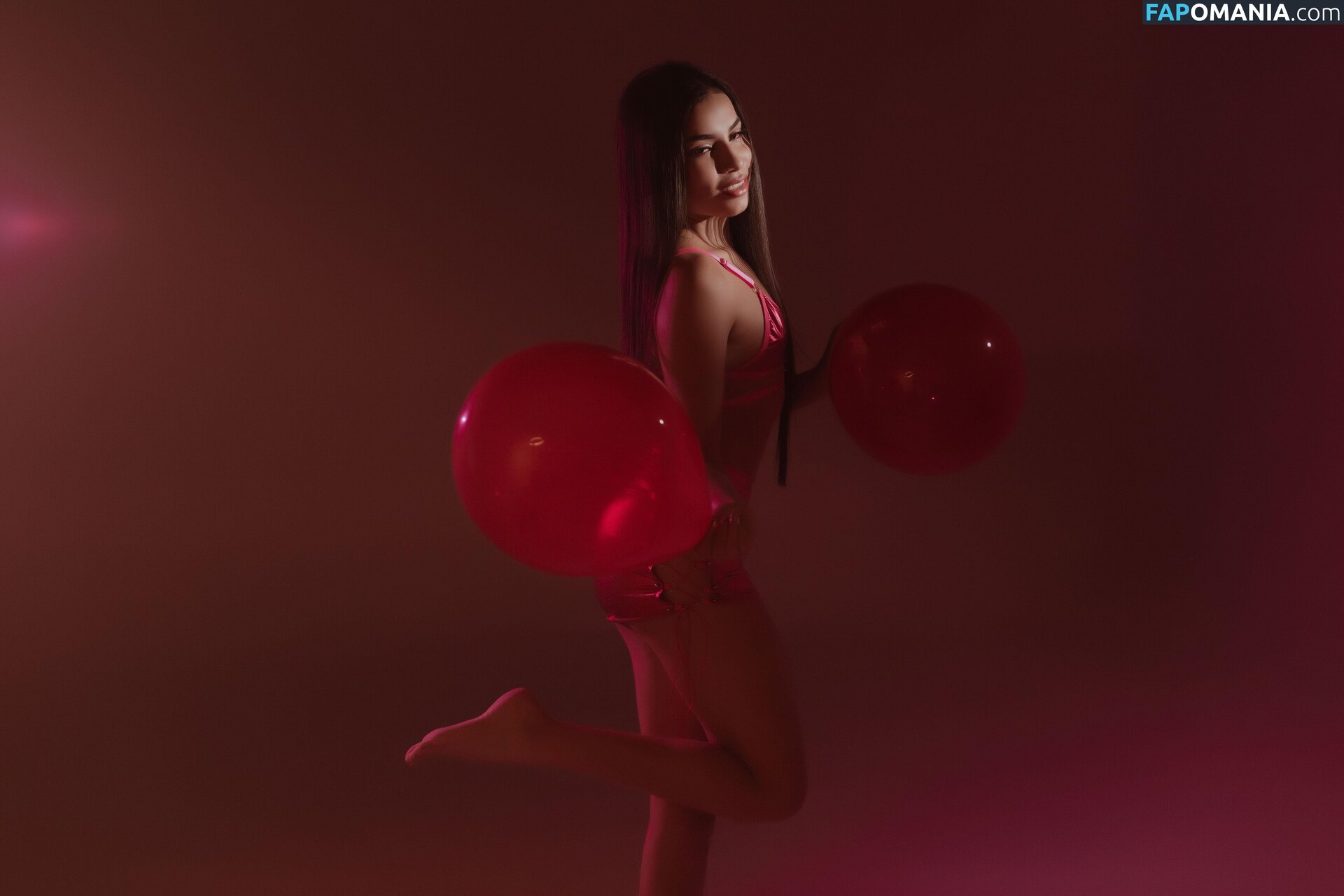 Tiphani Walker / tiffanywalkerny Nude OnlyFans  Leaked Photo #1