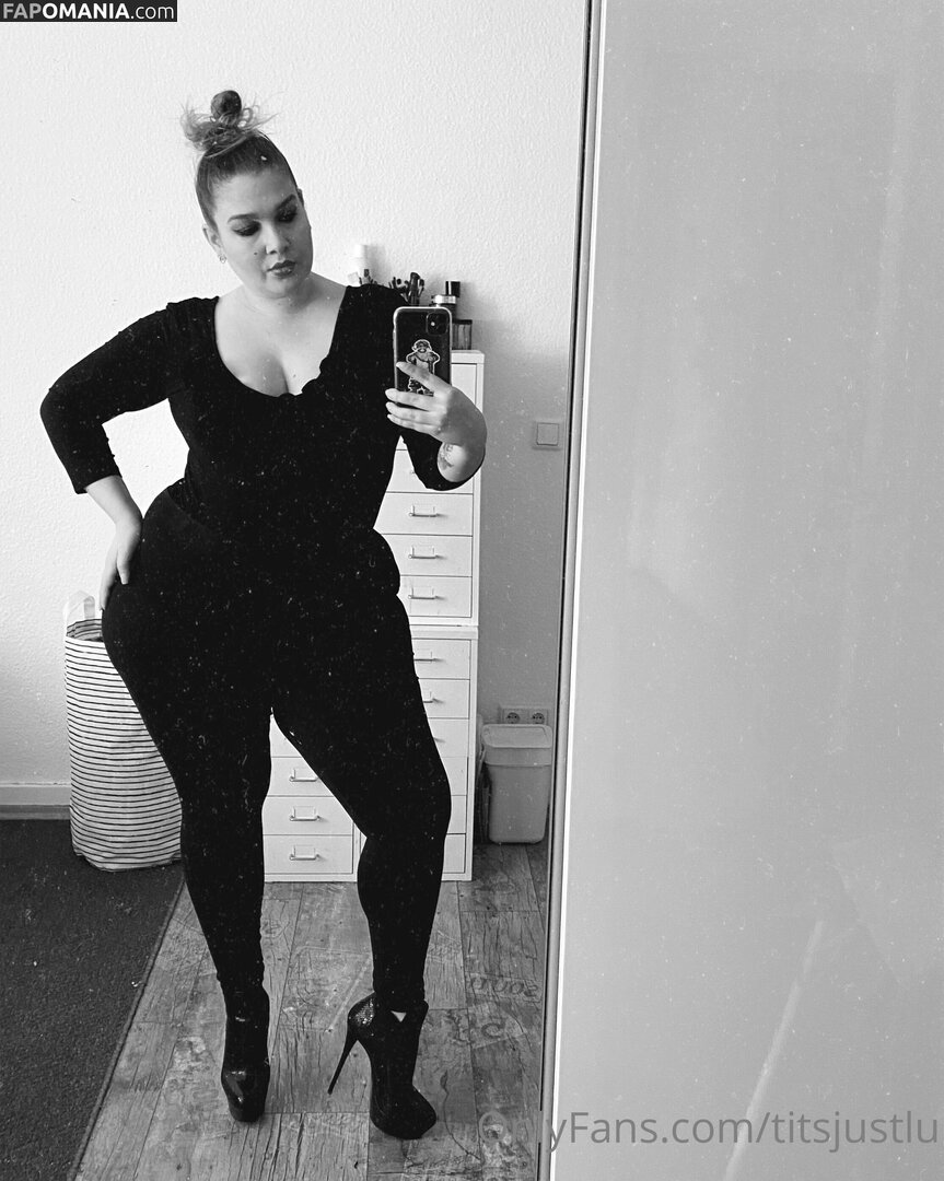 titsjustlu Nude OnlyFans  Leaked Photo #1
