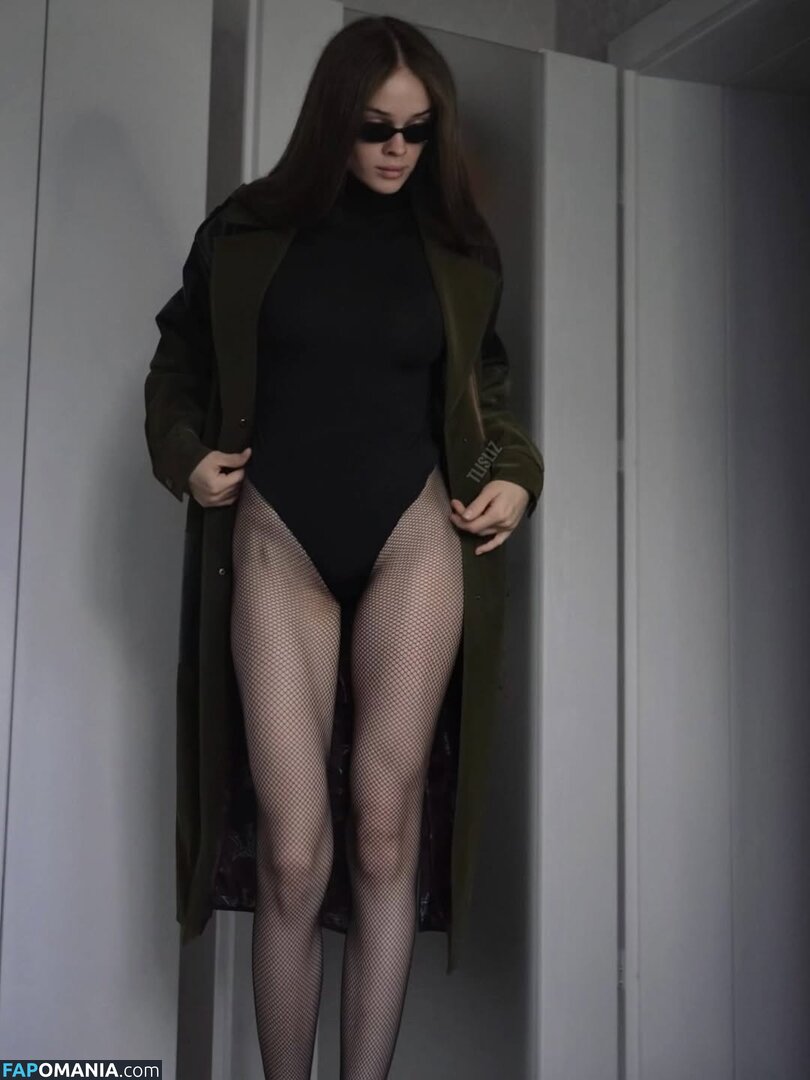 tlisliz Nude OnlyFans  Leaked Photo #1