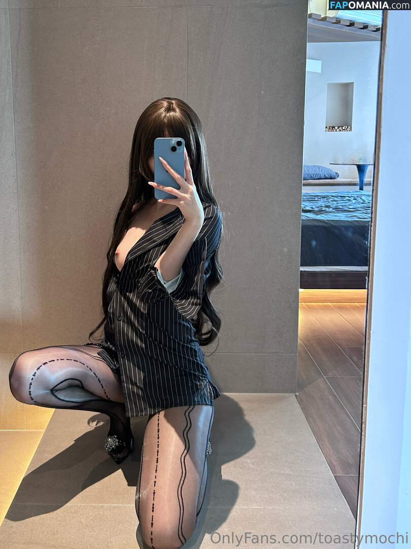 Toastymochi1 / https: / toastymochi Nude OnlyFans  Leaked Photo #3