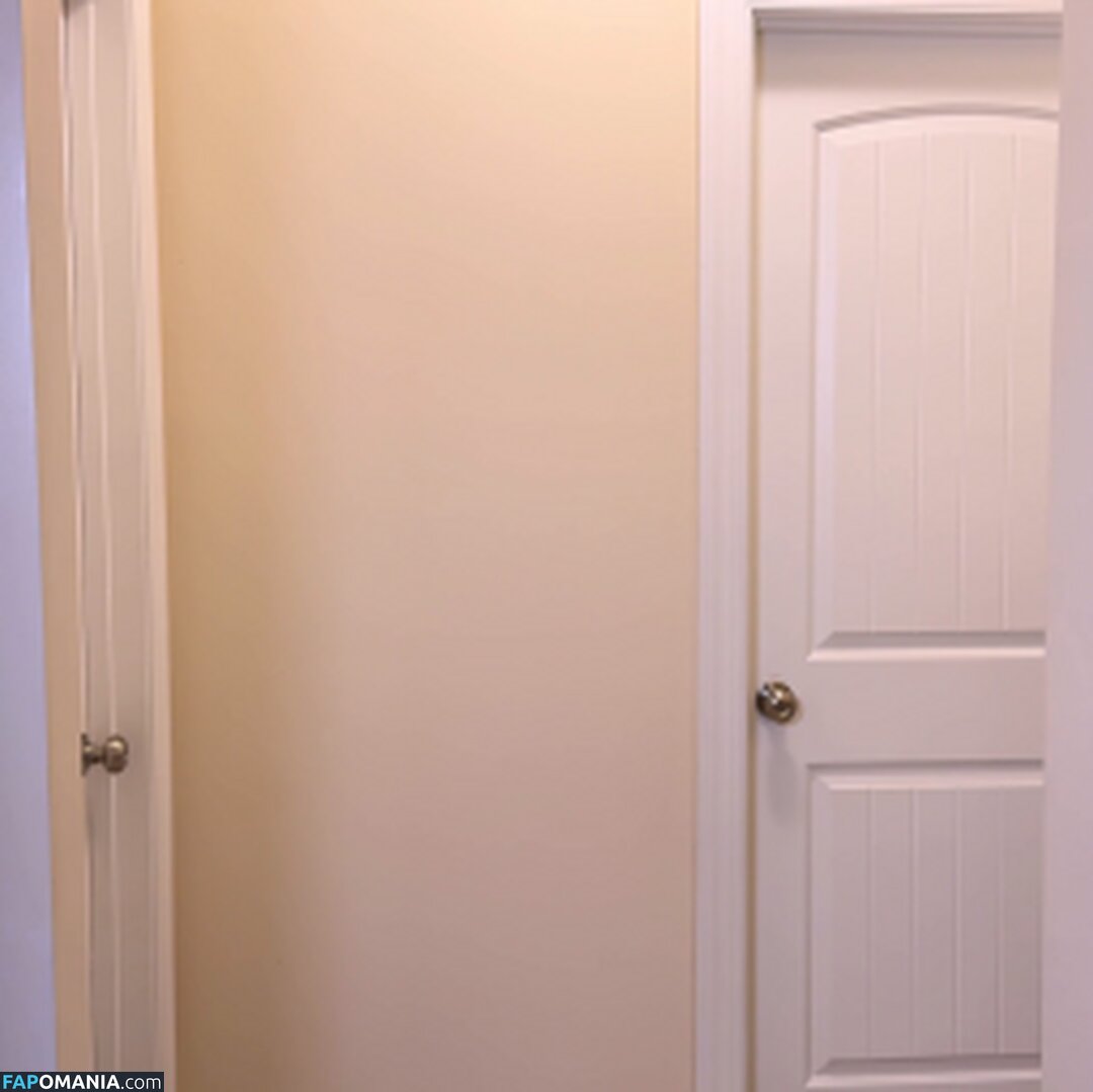 Toptiertits / thevixenfiless / toptiertutt Nude OnlyFans  Leaked Photo #8