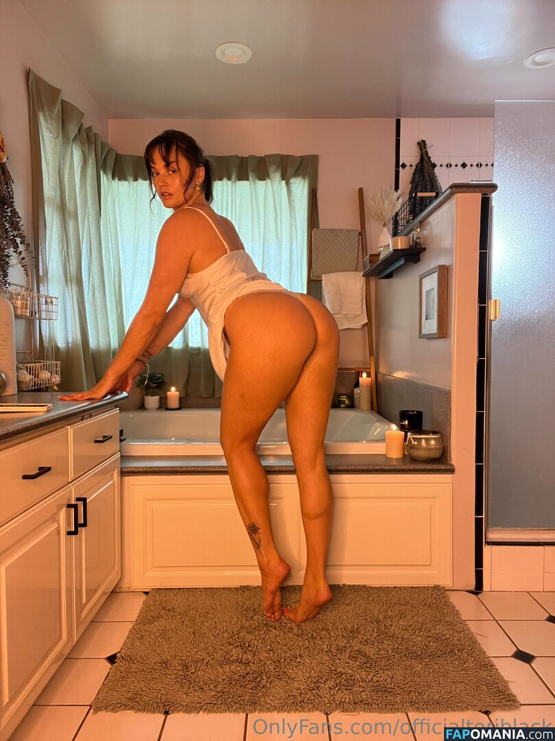 Tori Black / misstoriblack / officialtoriblack / toriblackofcl Nude OnlyFans  Leaked Photo #794