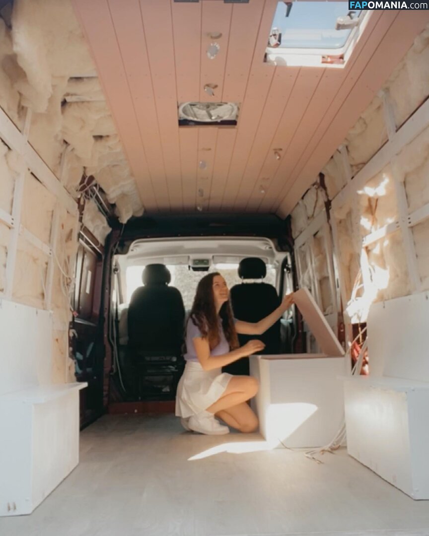 Tory Delury / ToryDeluryTravels / torydelury Nude OnlyFans  Leaked Photo #13