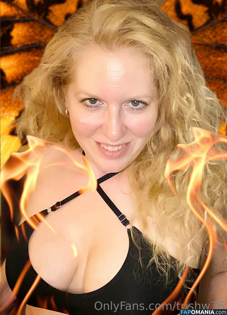 theecatsmeow_ / trishw76 Nude OnlyFans  Leaked Photo #27
