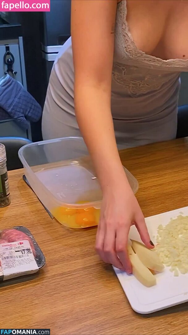 Triz Nude OnlyFans  Leaked Photo #8