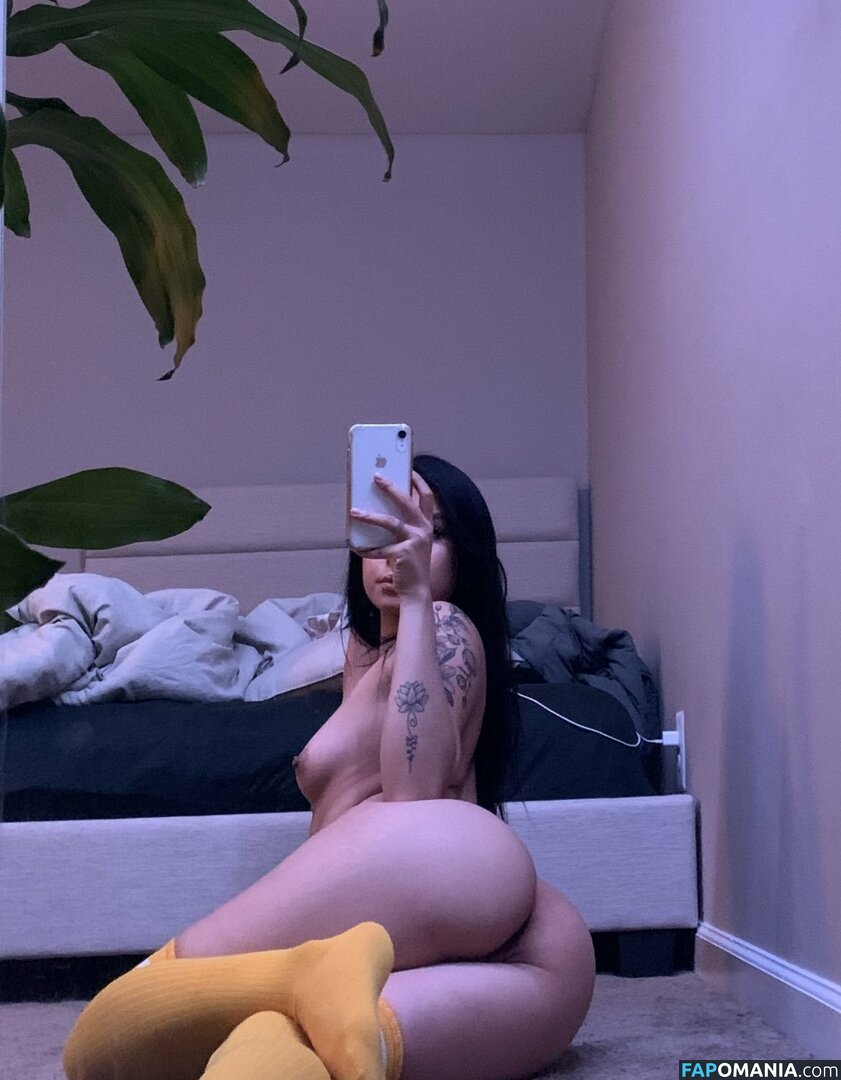 Hotgrlshit / Tropic Tracy / seafoodboil / tropictracy Nude OnlyFans  Leaked Photo #2