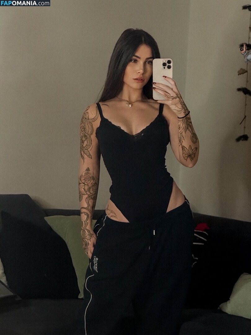 Tslanaxoxo / Yourlanatgirl / Yourlittlelana Nude OnlyFans  Leaked Photo #66