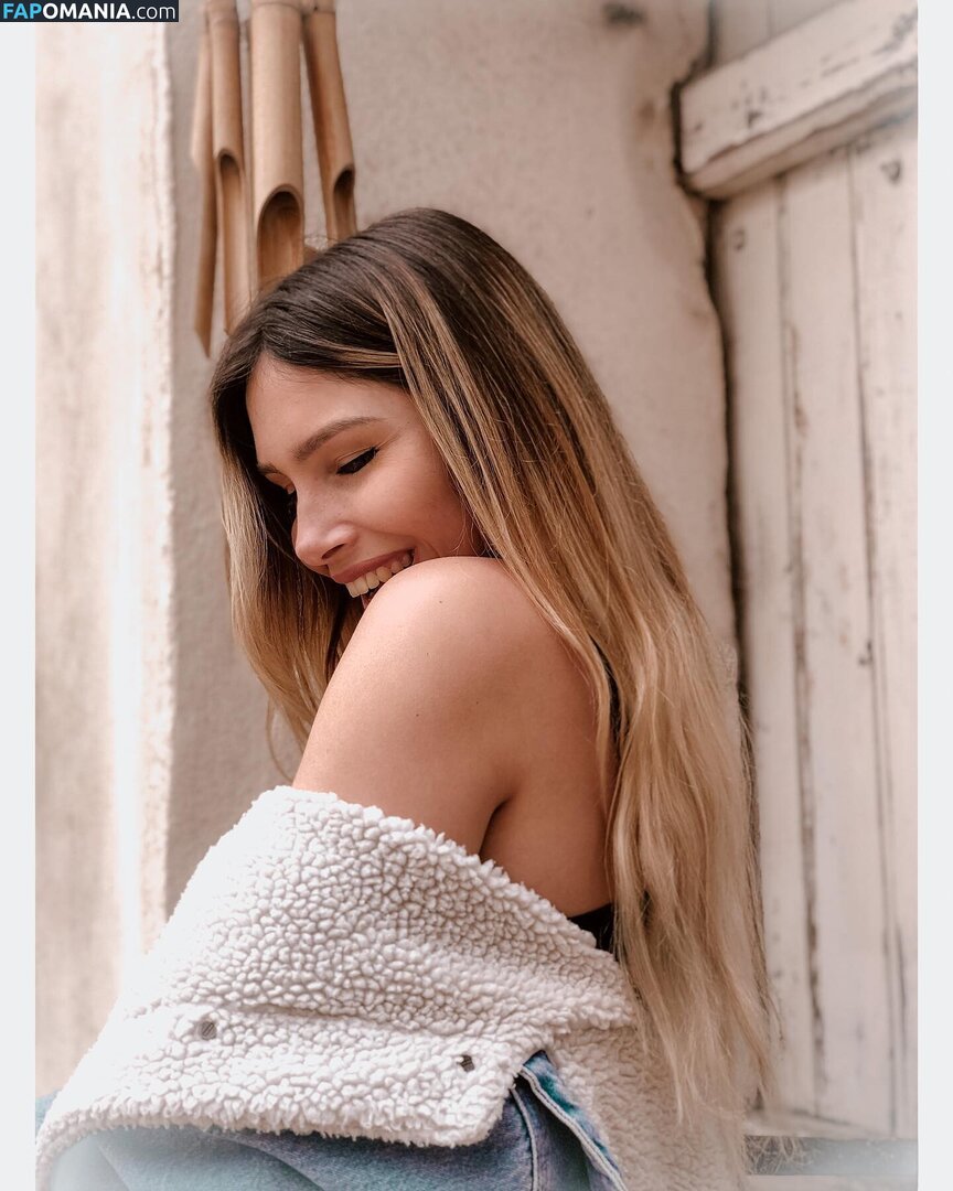 Tslanaxoxo / Yourlanatgirl / Yourlittlelana Nude OnlyFans  Leaked Photo #87