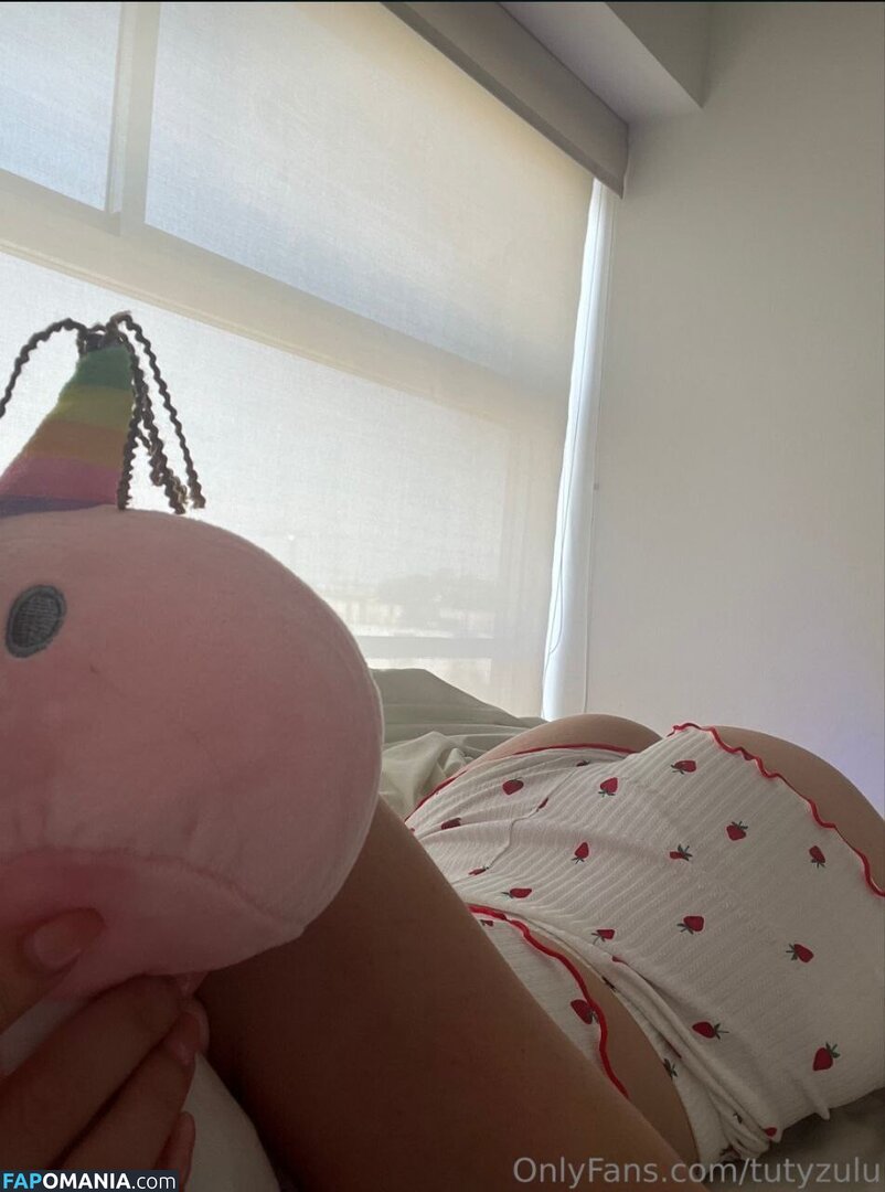 Tutyzulu / zuzusweet_official Nude OnlyFans  Leaked Photo #7
