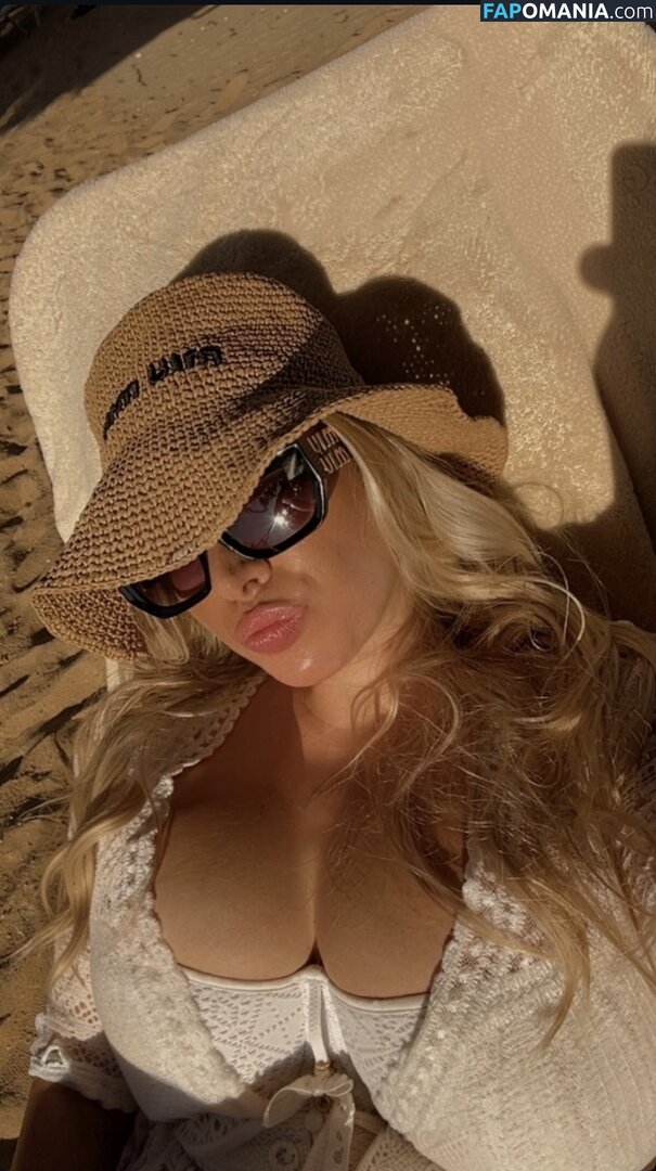 twentyoneeighteen Nude OnlyFans  Leaked Photo #3