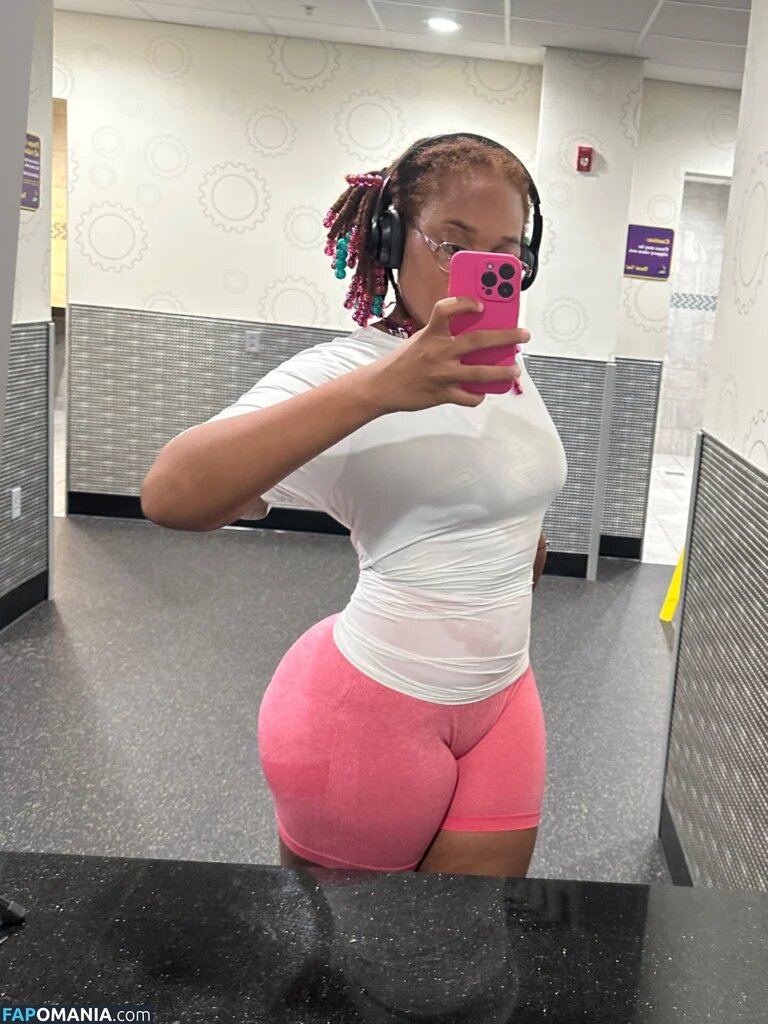 Twerkstarelsa Nude OnlyFans  Leaked Photo #3