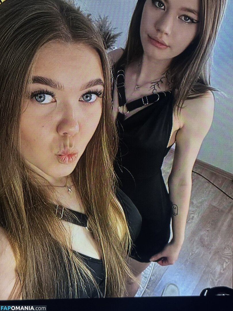 TwixieGuo Nude OnlyFans  Leaked Photo #1