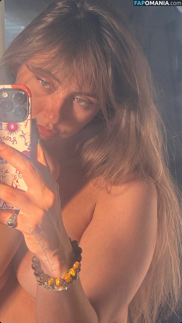 Tyybabyy / tyllarae Nude OnlyFans  Leaked Photo #1
