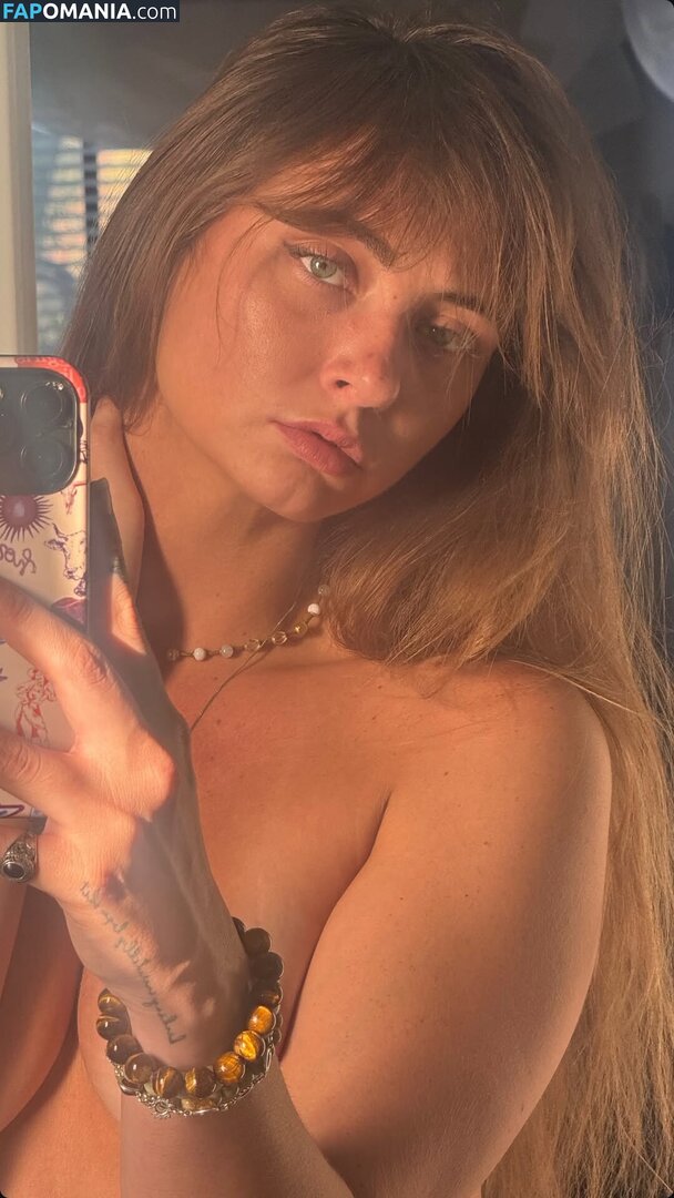 Tyybabyy / tyllarae Nude OnlyFans  Leaked Photo #2