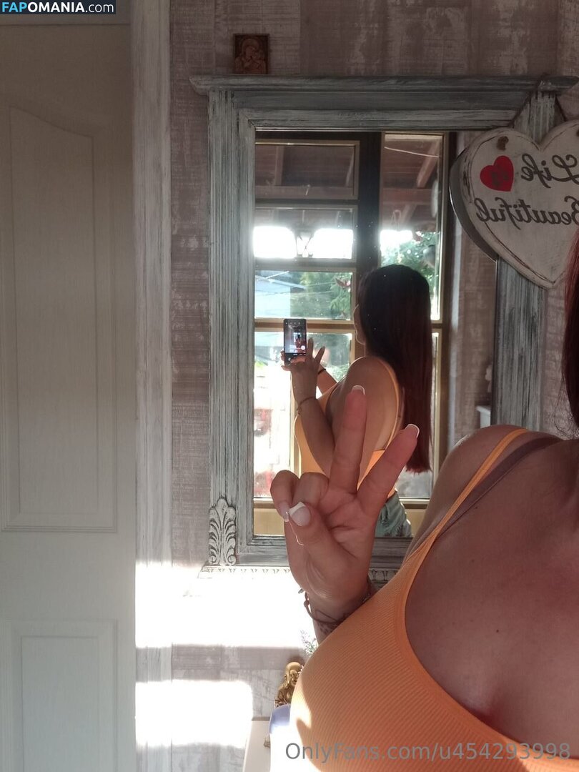 u454293998 Nude OnlyFans  Leaked Photo #2