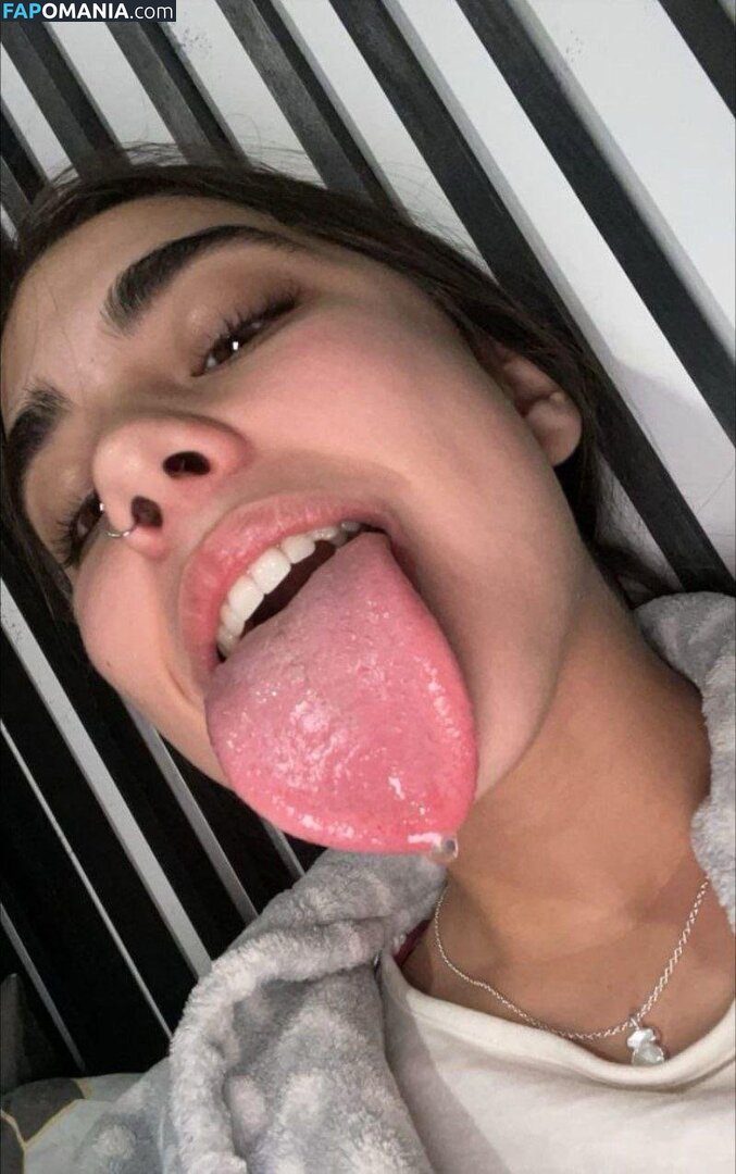 longuetongueegirl_ / noaablaancoo / u489105211 Nude OnlyFans  Leaked Photo #3