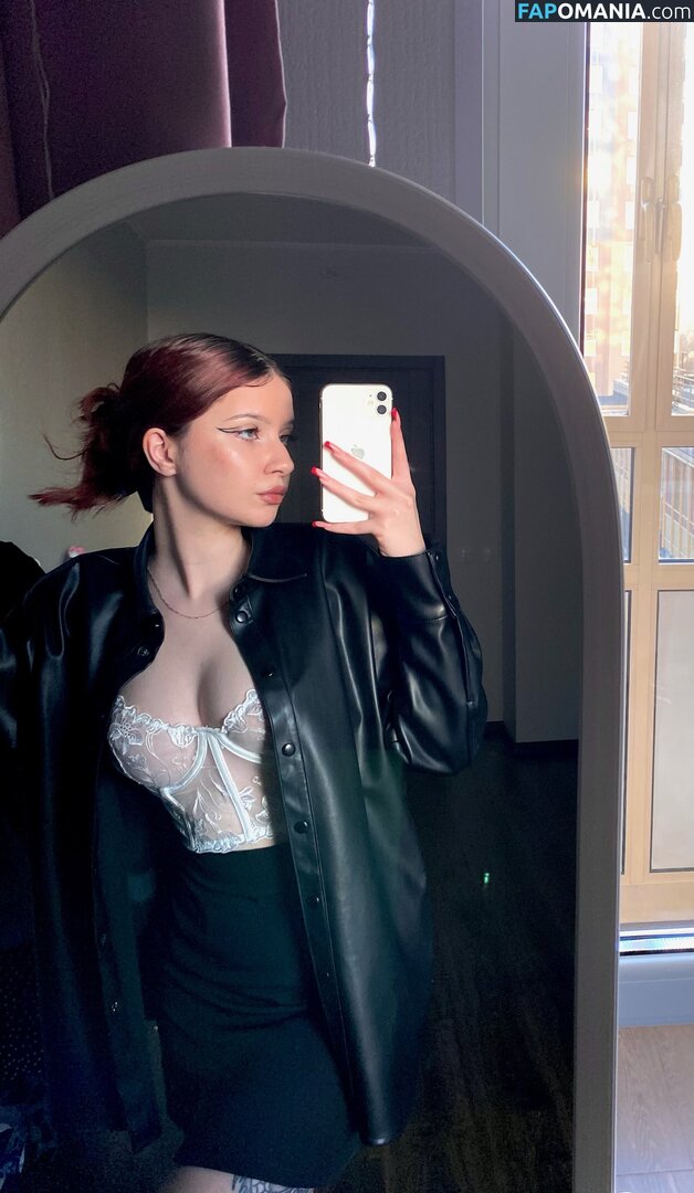 n_i_lulu / uliulianau / ulyalows Nude OnlyFans  Leaked Photo #7