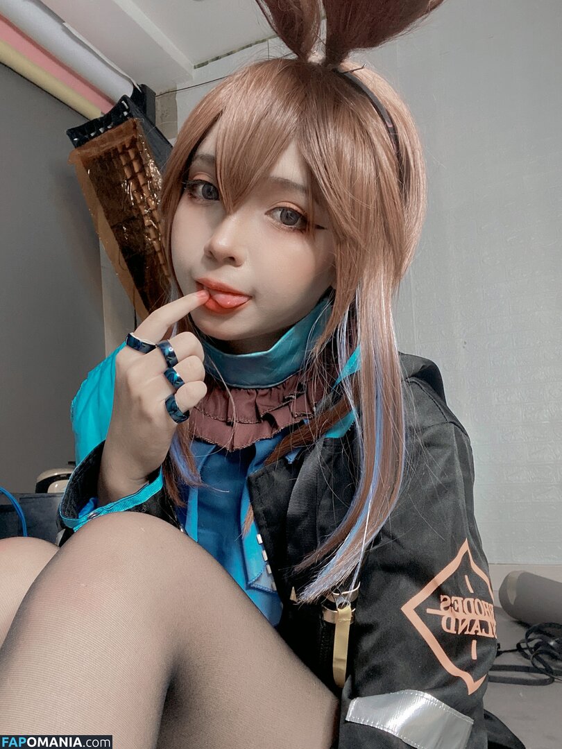Umeko J / https: / umekoj0910 / umekoj0910_ / umekojcosplayer Nude OnlyFans  Leaked Photo #1609