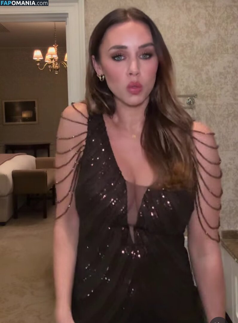 Una Healy Nude OnlyFans  Leaked Photo #1