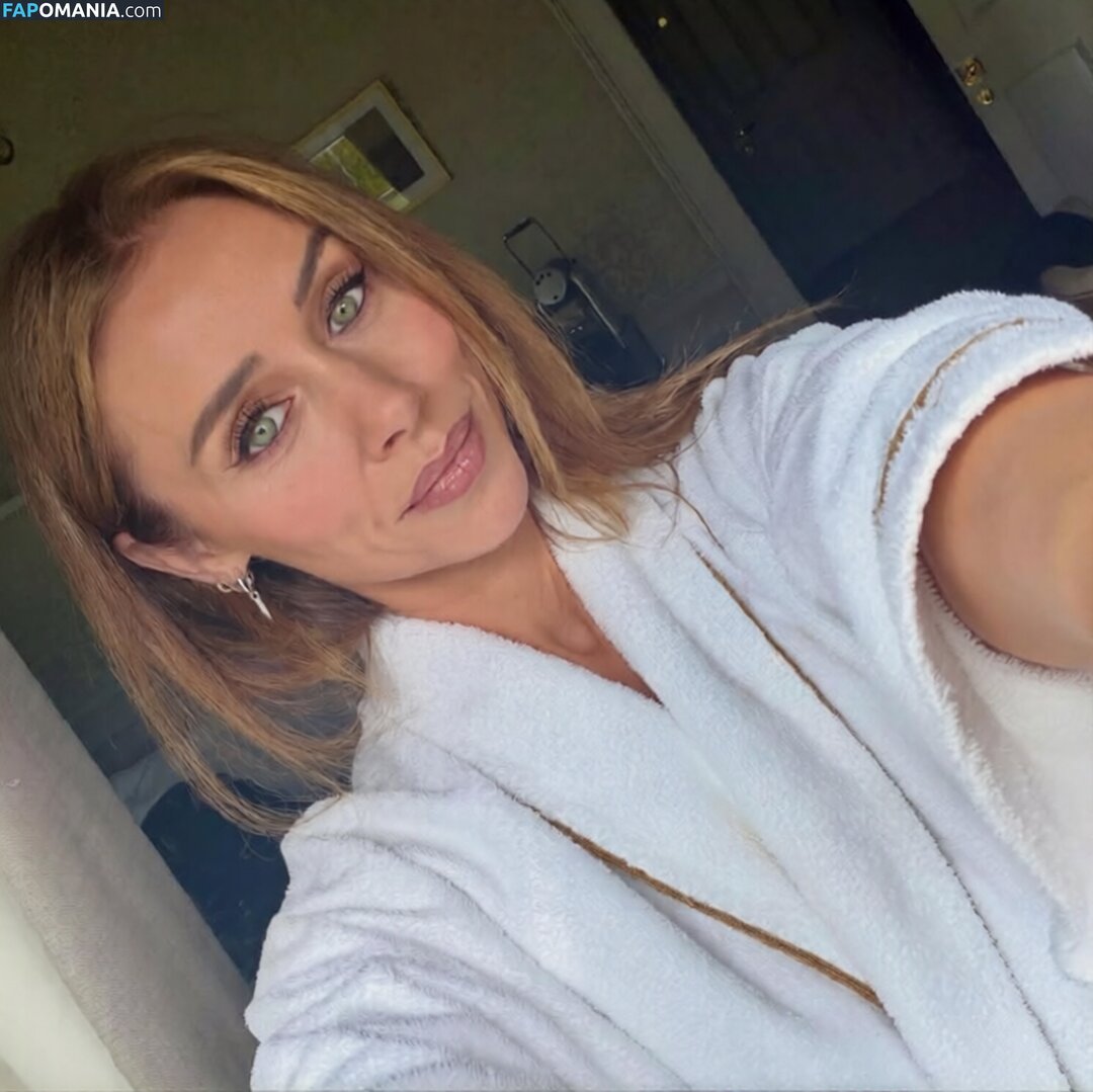 Una Healy / unahealy Nude OnlyFans  Leaked Photo #12