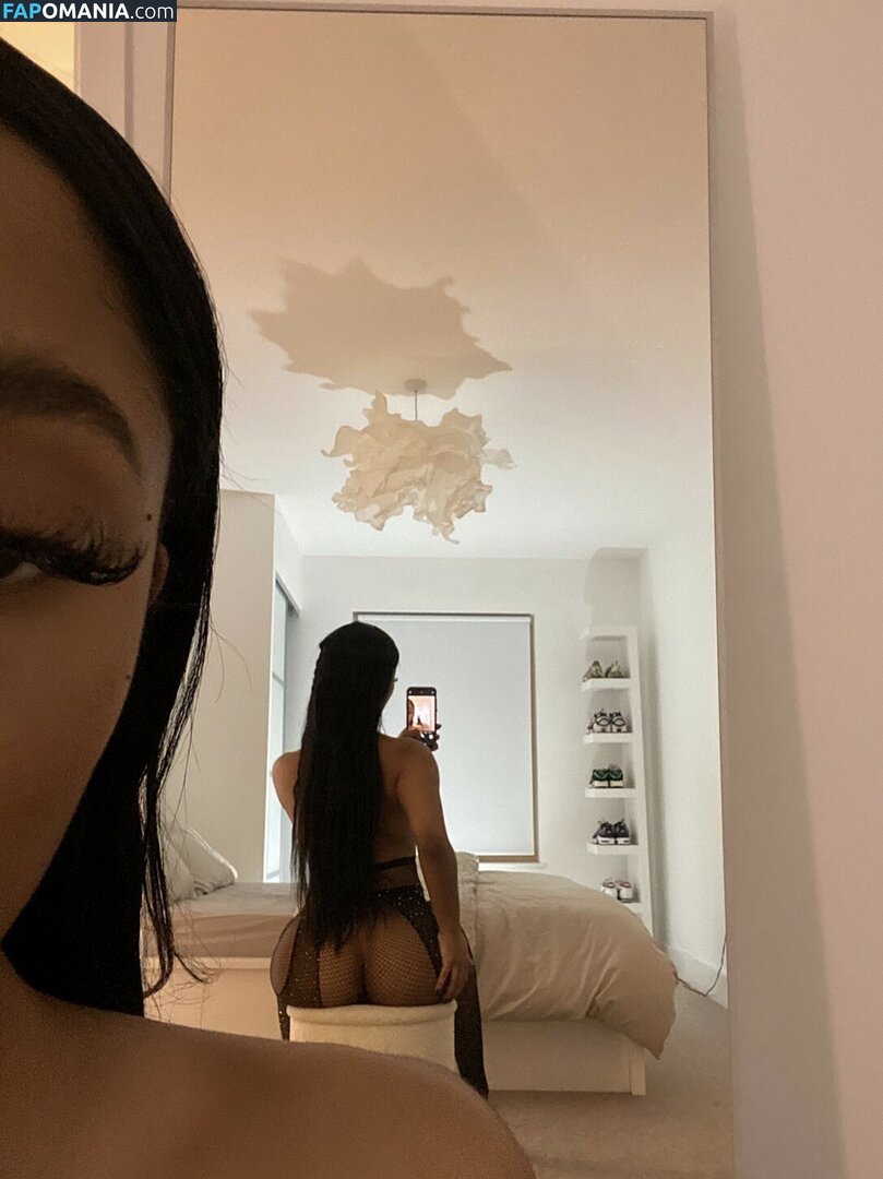 Unfilteredhours Nude OnlyFans  Leaked Photo #1