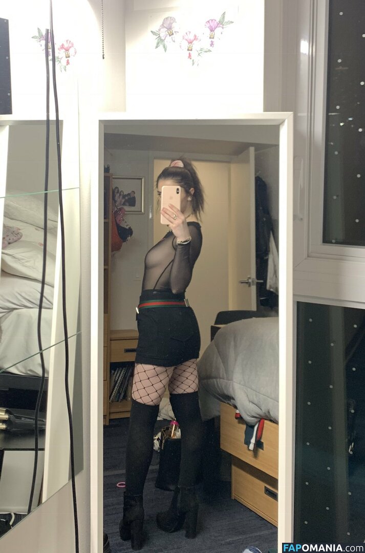 Talia Benmor / Urfavangel666 / misslavoie / onlyfans_igbaddies Nude OnlyFans  Leaked Photo #2