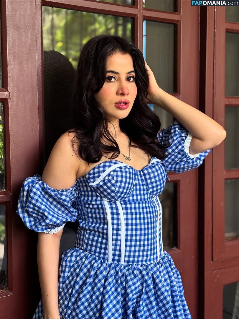 Urfi Javed / urf7i Nude OnlyFans  Leaked Photo #2
