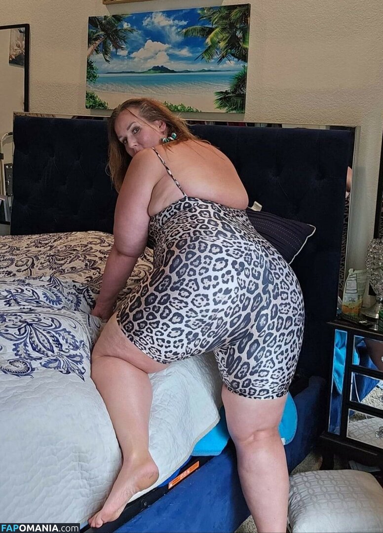 Ursula / fantasymilfursula Nude OnlyFans  Leaked Photo #1