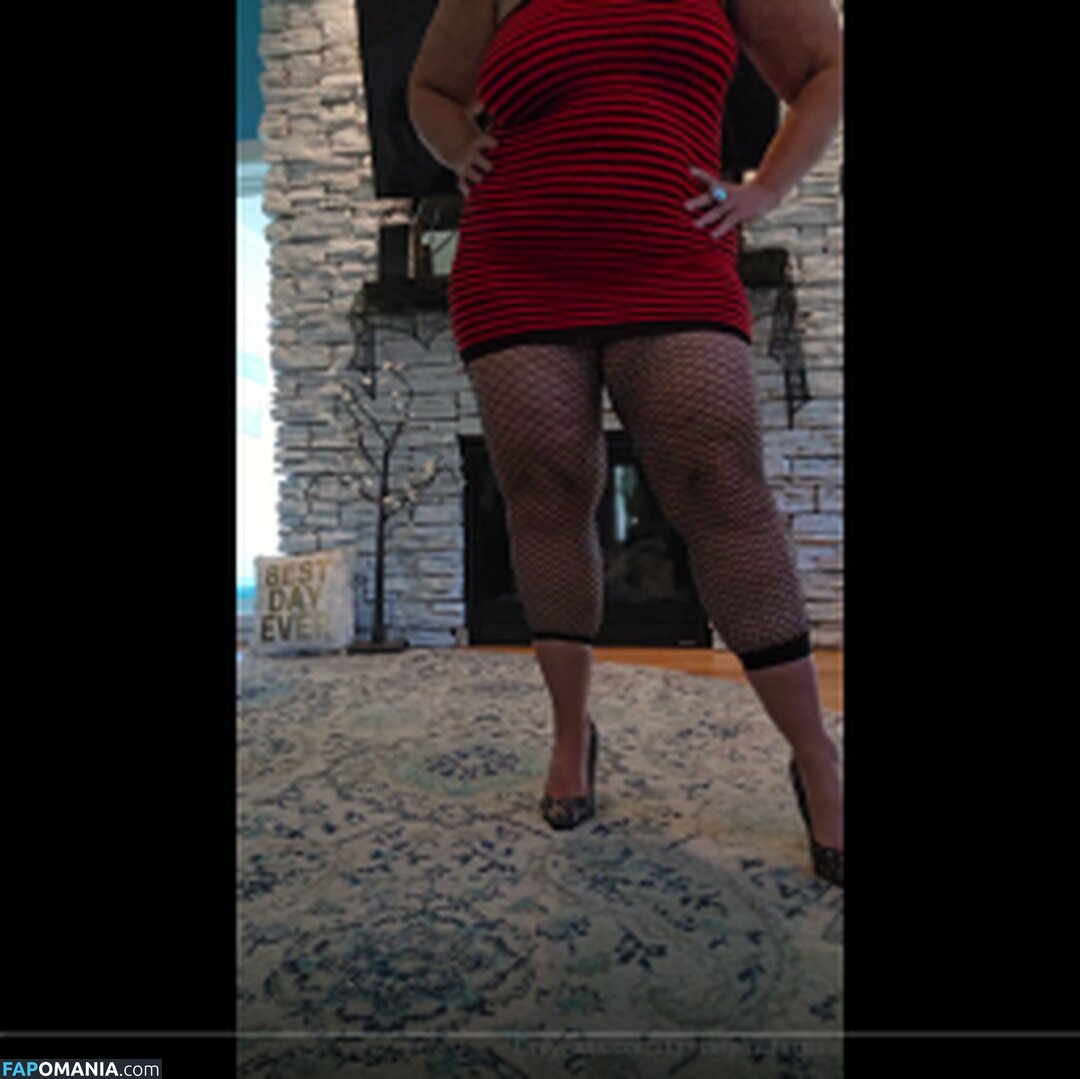 Ursula / fantasymilfursula Nude OnlyFans  Leaked Photo #98