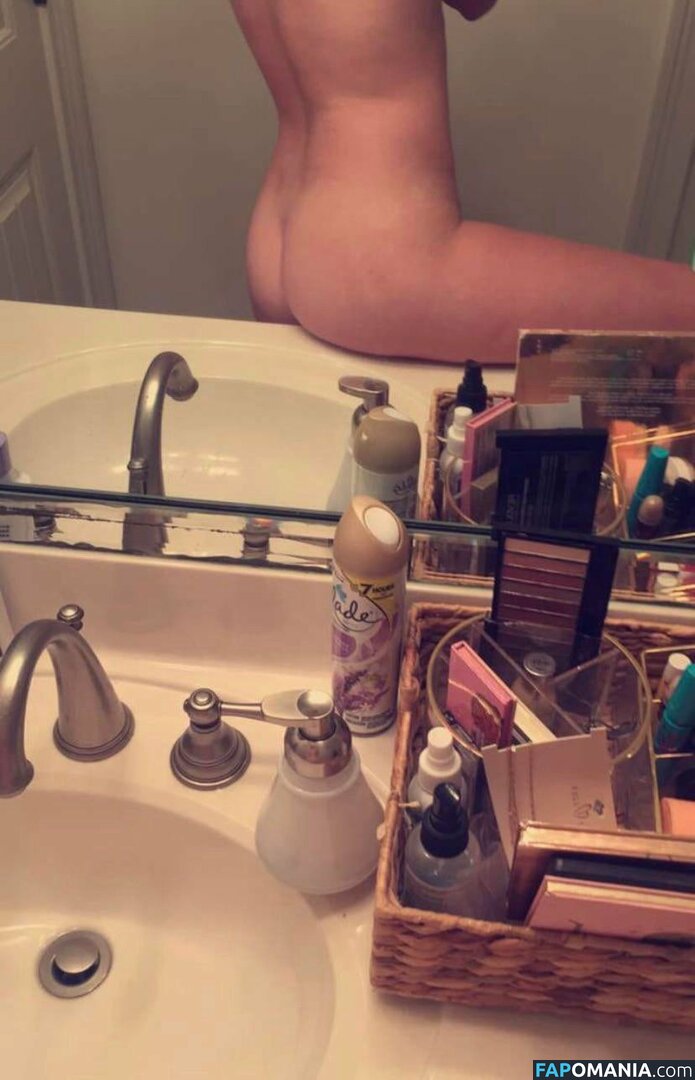 Olivia Green / Useless-cum-bucket Nude OnlyFans  Leaked Photo #51