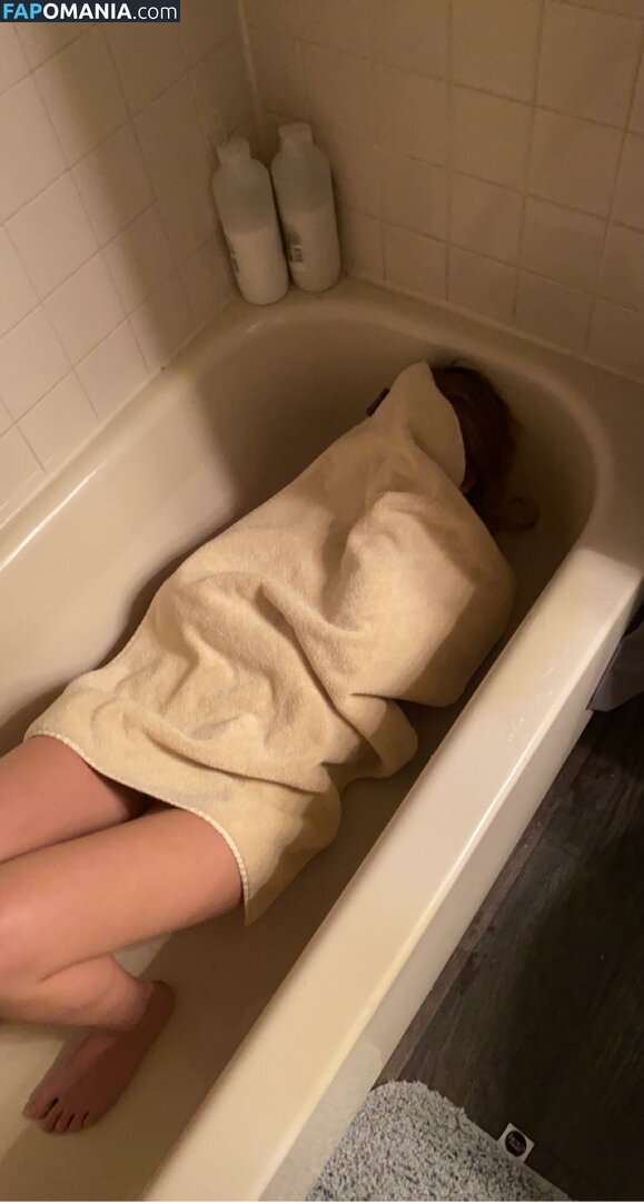 Olivia Green / Useless-cum-bucket Nude OnlyFans  Leaked Photo #71