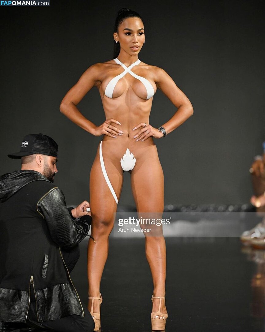 v_sanhouse Nude OnlyFans  Leaked Photo #4