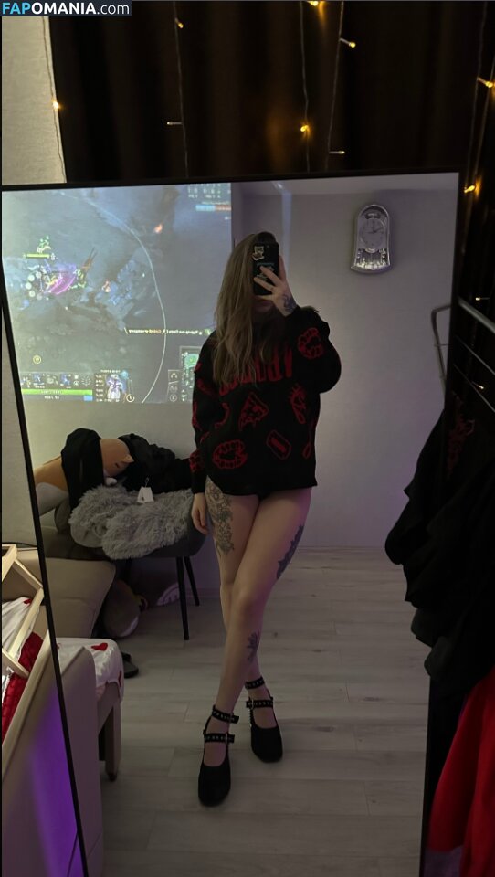 V3RANDAA Nude OnlyFans  Leaked Photo #3