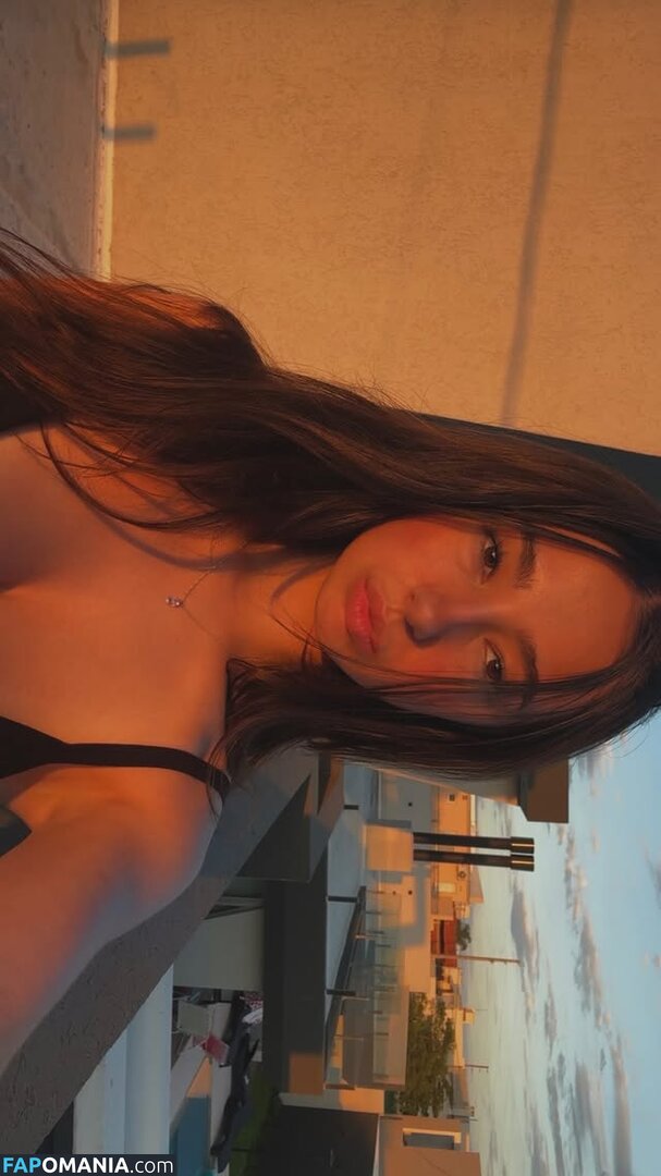 603412882 / Valenmurolo / valemurolo Nude OnlyFans  Leaked Photo #7