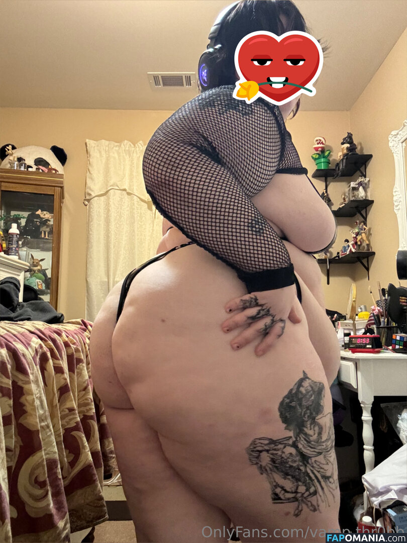 vamp.thr0b / vamp.thr0bb Nude OnlyFans  Leaked Photo #5