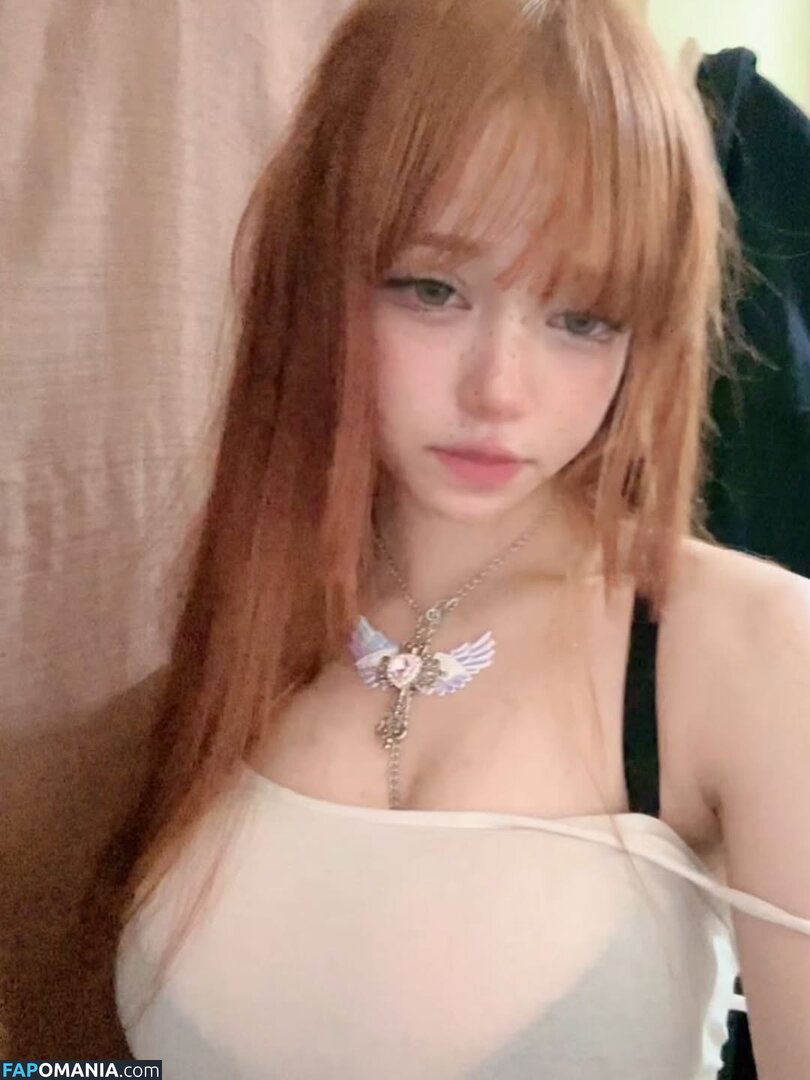 Mia Cuscuz / Pinguim_insano / VampiryBatg Nude OnlyFans  Leaked Photo #2