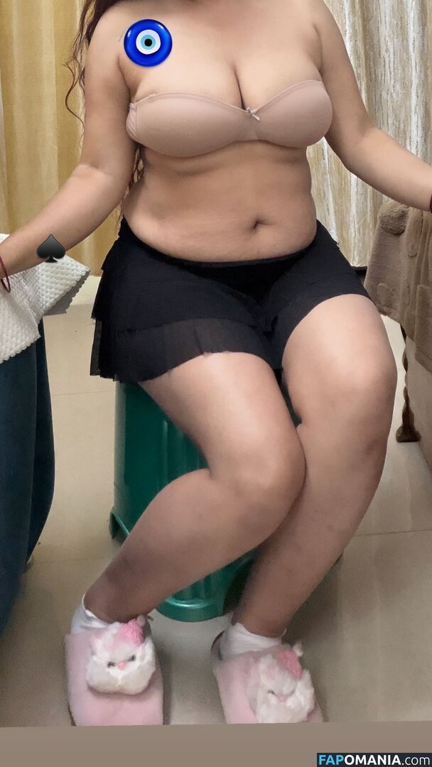 Vandana Pathak / me_mrs_vandana Nude OnlyFans  Leaked Photo #3