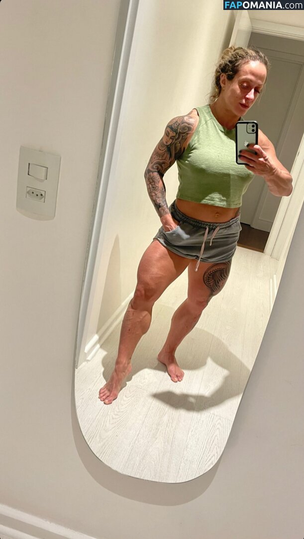 Vanessa Alvares / Vanessa.alvares / vanessa_powerlifter Nude OnlyFans  Leaked Photo #10