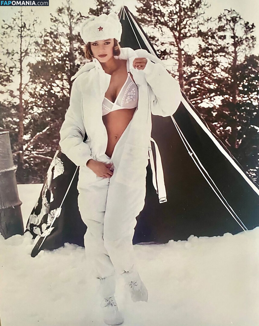 Celebrity / Vanessa Angel / angel.nessa / realvanessaangel Nude OnlyFans  Leaked Photo #145