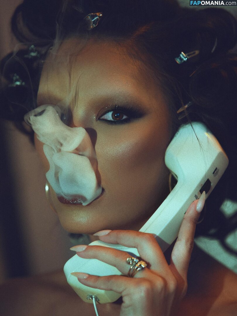 Vanessa Curry / https: / vanessacurry Nude OnlyFans  Leaked Photo #2