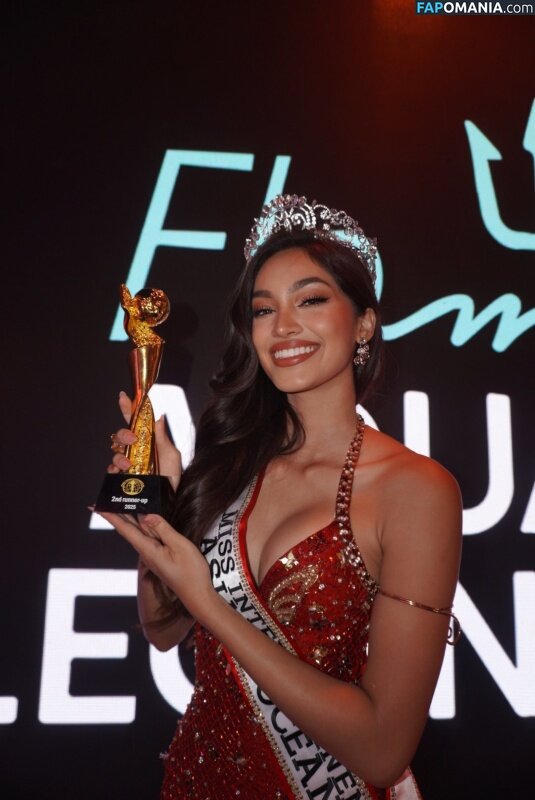 Vanessa Wenk / vanessanck.w Nude OnlyFans  Leaked Photo #7