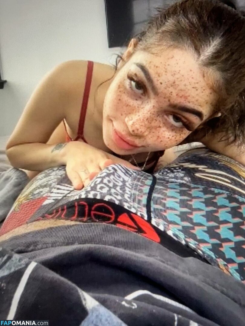 howloud / vanessaswrlddd Nude OnlyFans  Leaked Photo #4