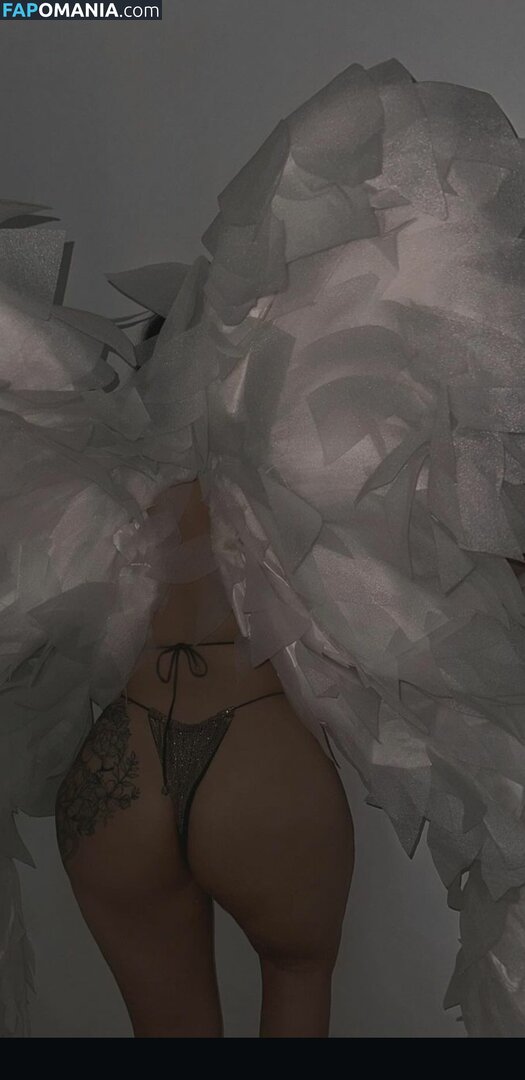 Magallanes ALUA / Venus Lorraine / venuscurtissmith Nude OnlyFans  Leaked Photo #15