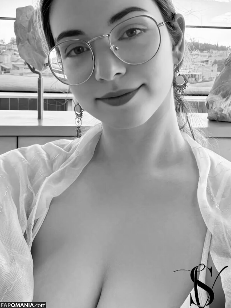 Sarah Venus / Venus Sarah / sarahvenusofficial / thecosmic_sarah Nude OnlyFans  Leaked Photo #3