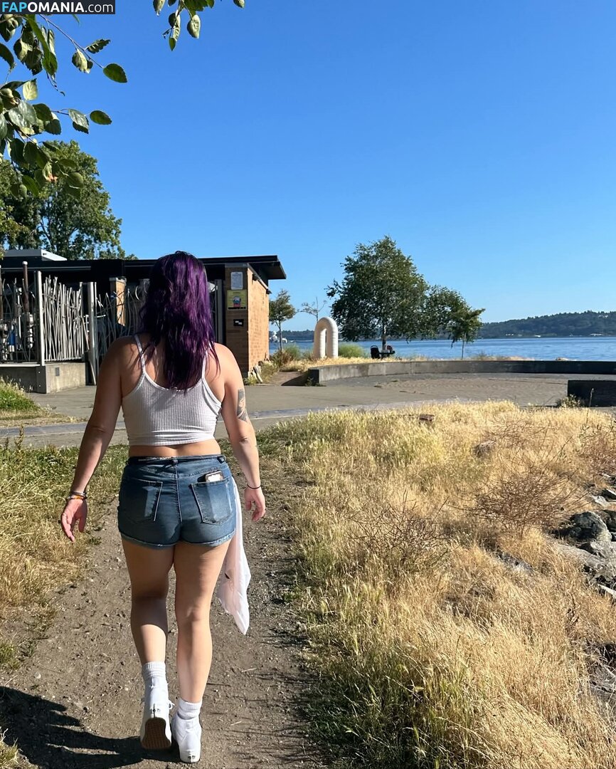 Allie Dooley / venusbaby420 Nude OnlyFans  Leaked Photo #3